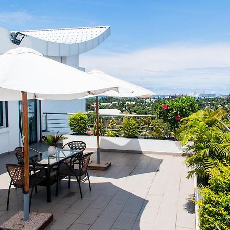 The Streamliner Hotel Apartment โตมาซีนา ภายนอก รูปภาพ