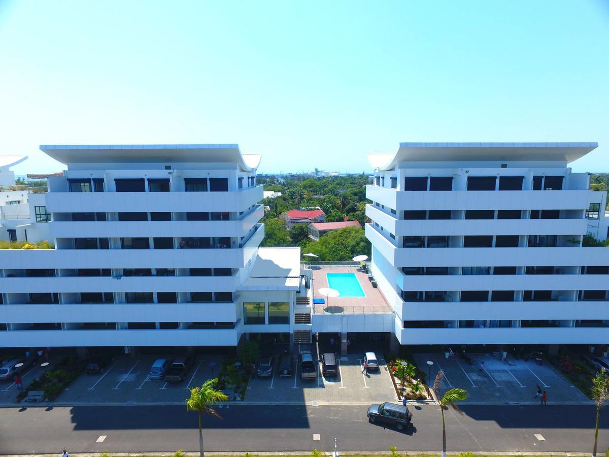 The Streamliner Hotel Apartment โตมาซีนา ภายนอก รูปภาพ