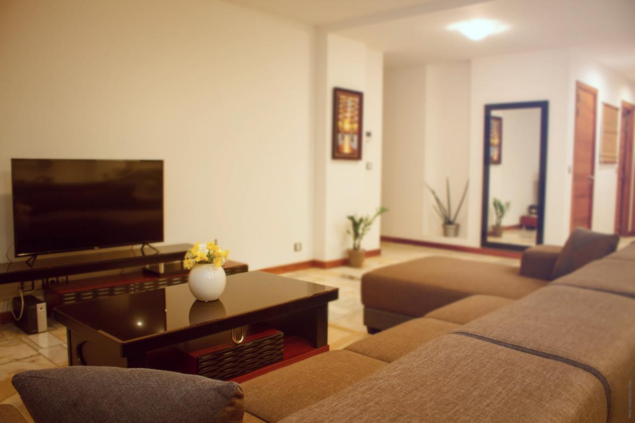 The Streamliner Hotel Apartment โตมาซีนา ภายนอก รูปภาพ