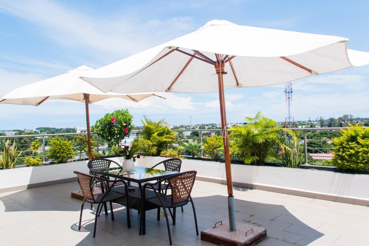 The Streamliner Hotel Apartment โตมาซีนา ภายนอก รูปภาพ