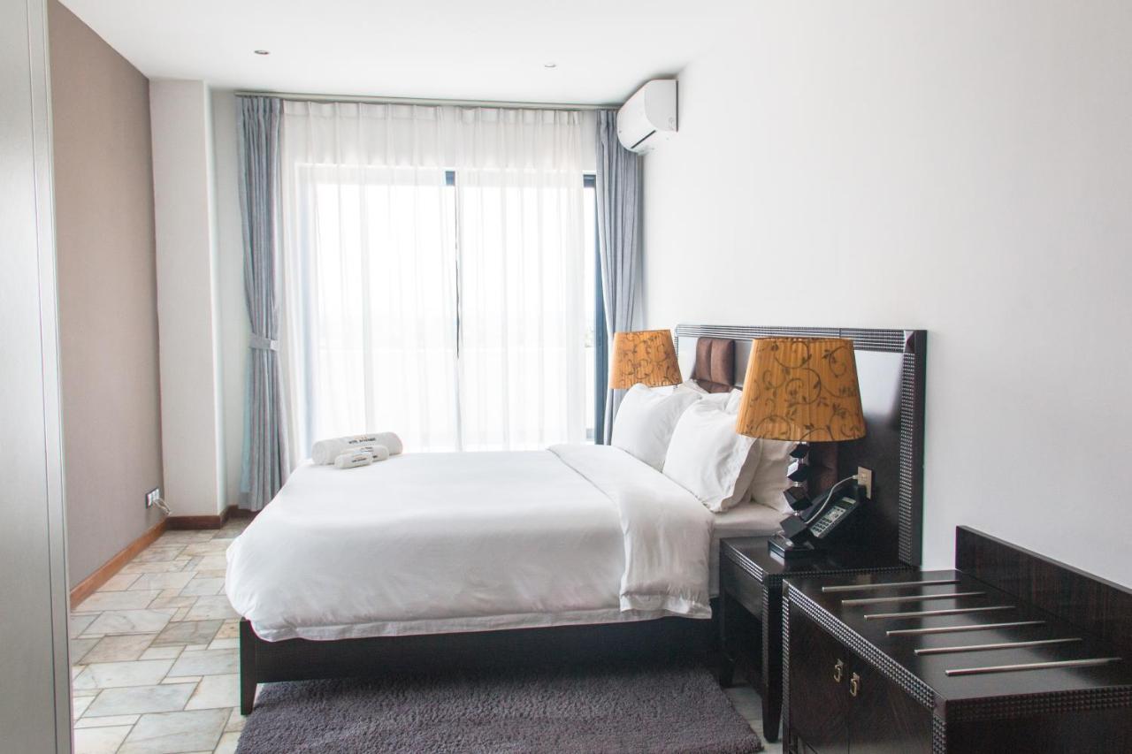 The Streamliner Hotel Apartment โตมาซีนา ภายนอก รูปภาพ